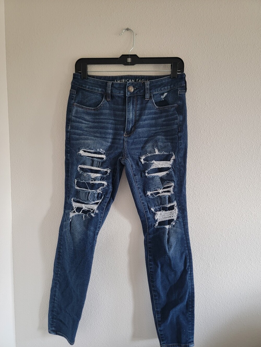 American Eagle High Rise Jegging Distressed Jean Dark Wash Size 8 Regular